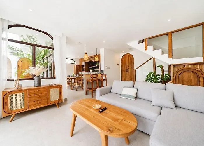 Rooftop 3br With Private & Pool For Secluded Monthly Villa