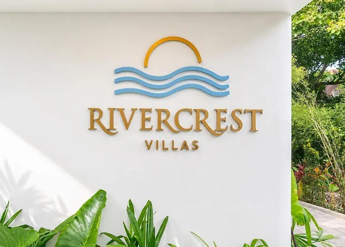 Rooftop 3br With Private & Pool For Secluded Monthly Villa *