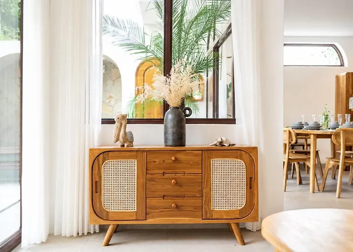 Rooftop 3br With Private & Pool For Secluded Monthly