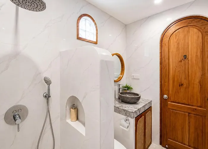 Rooftop 3br With Private & Pool For Secluded Monthly *