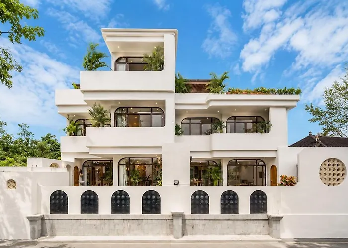 Rooftop 3br With Private & Pool For Secluded Monthly Canggu